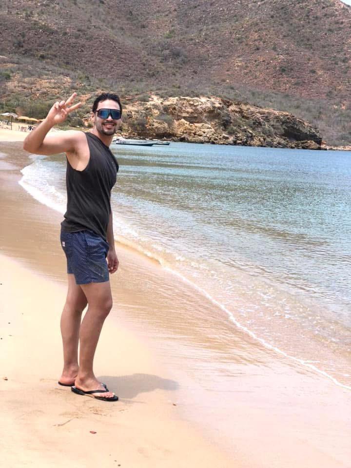 Chico busca chica en Las Palmas: 