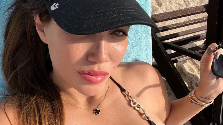 Chica busca chico en Ibiza: 