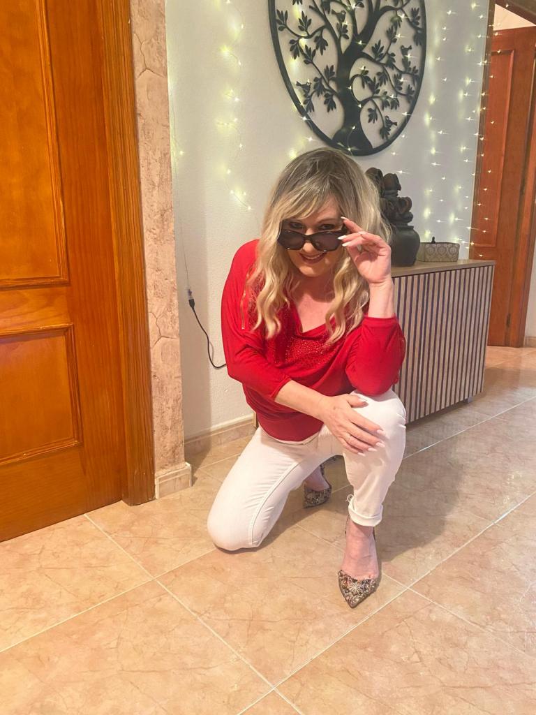 Chica busca chico en Alicante: 