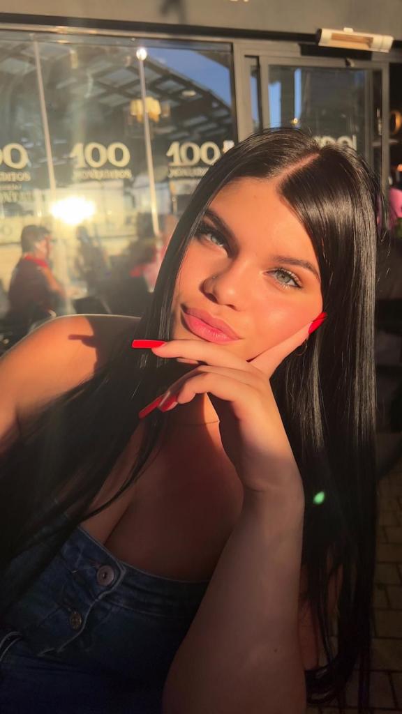 Chica busca chico en Tenerife: Chica busca chico