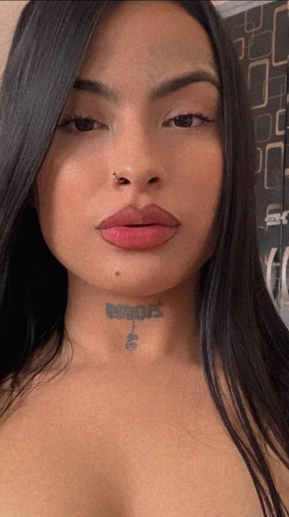 Chica busca chico en Barcelona: 