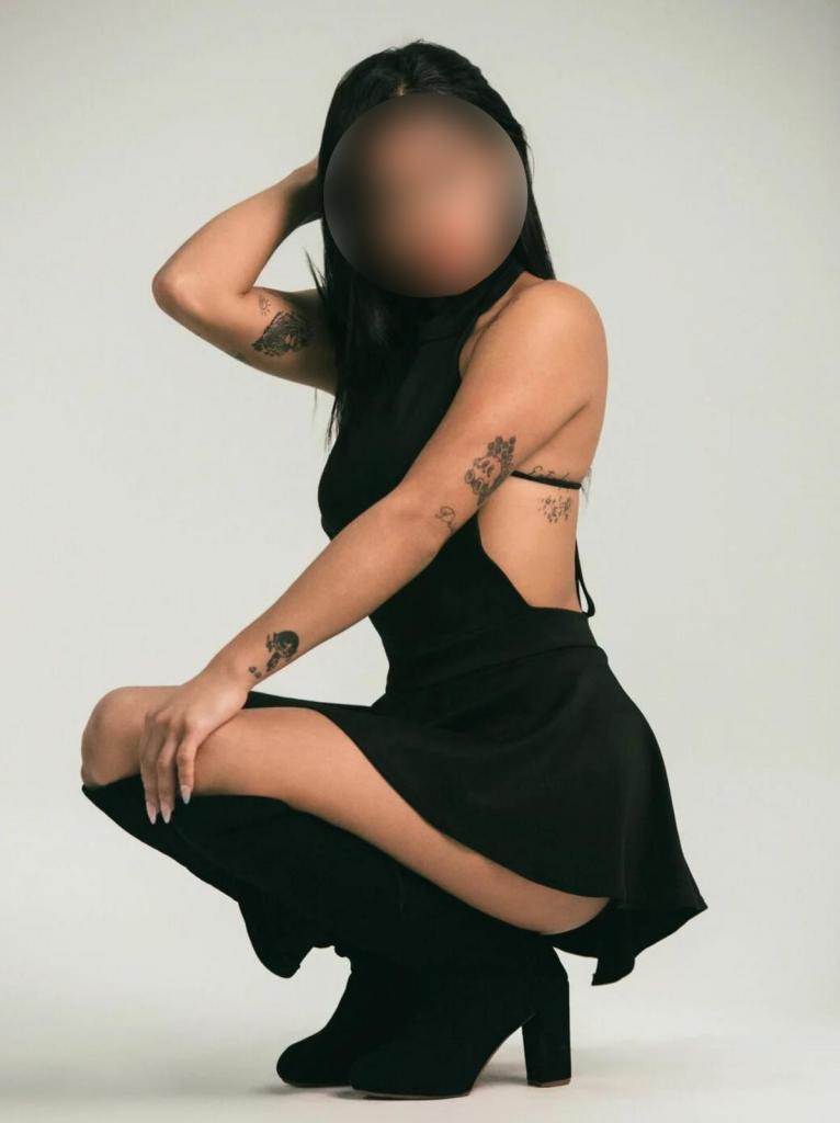 Chica busca chico en Tenerife: 