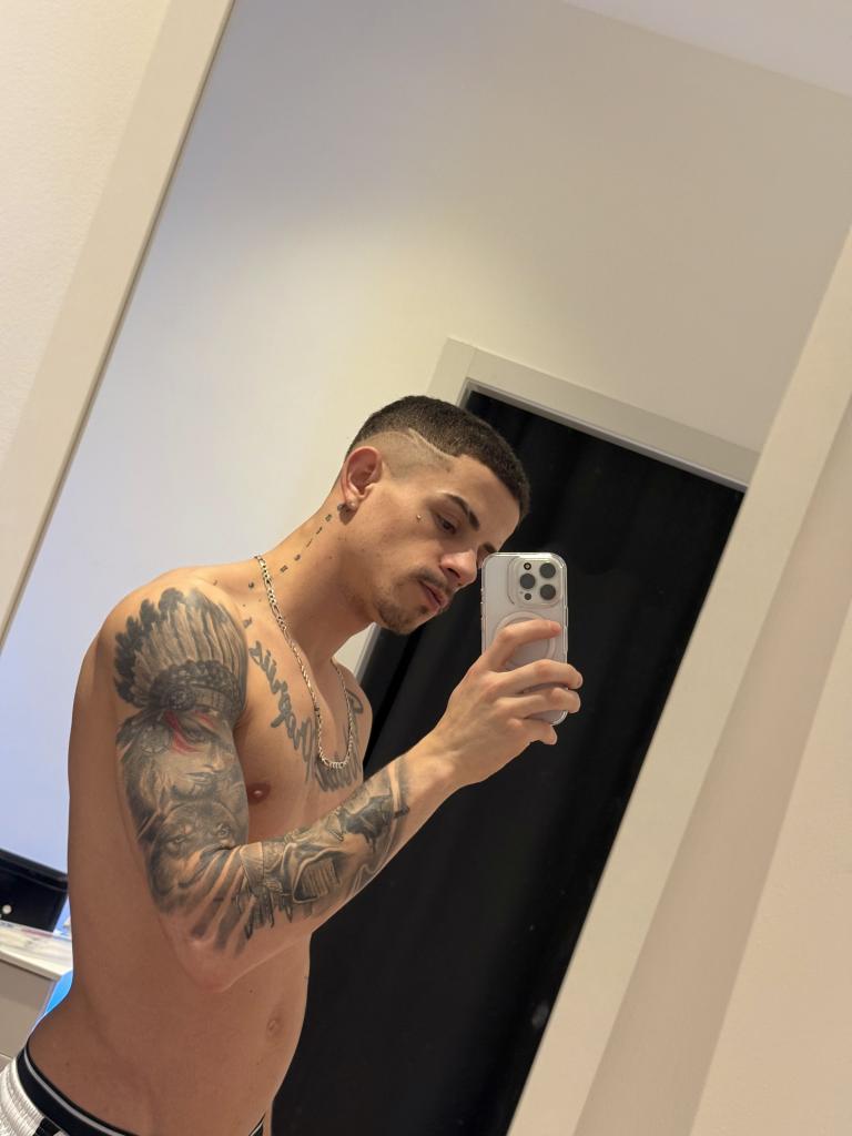 Chico busca chica en Barcelona: 