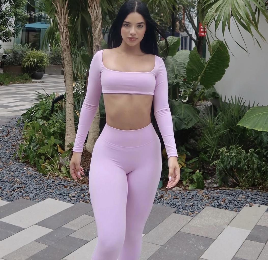 Chica busca chico en La Coruña: 