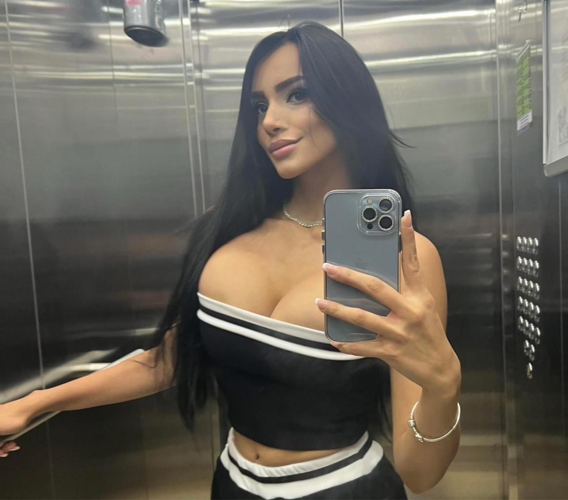 Chica busca chico en Mallorca: 