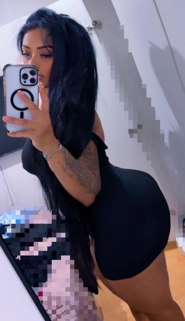 Chica busca chico en Barcelona: 