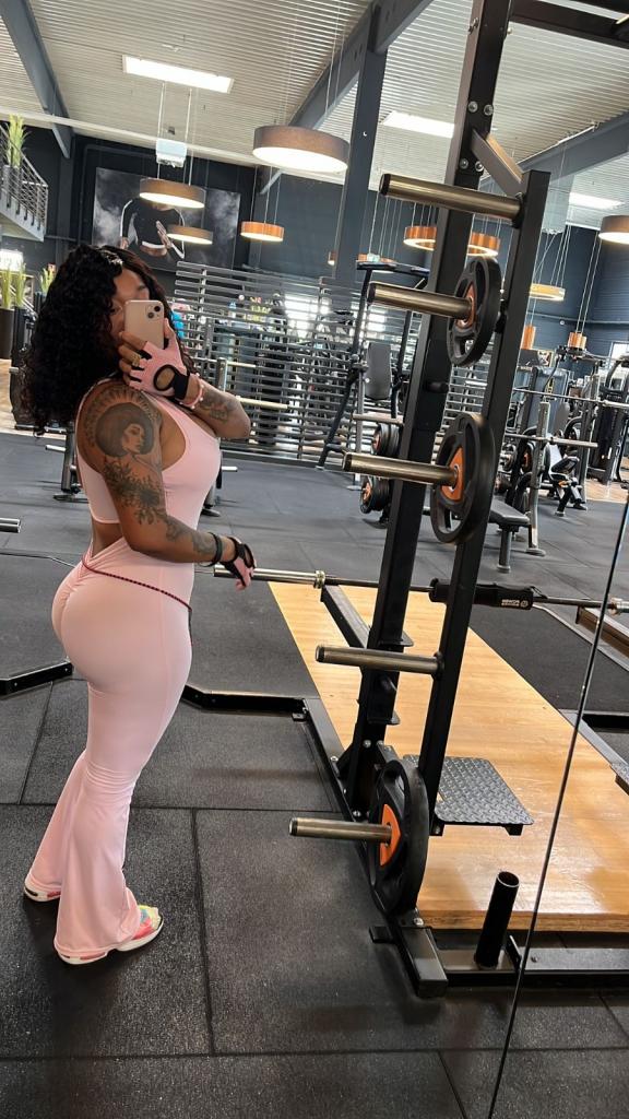 Chica busca chico en Tarragona: 