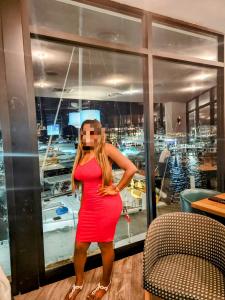613796931: Chica busca chico en Cáceres