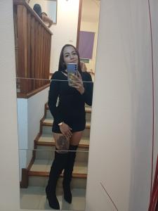 614784441: Chica busca chico en Tenerife
