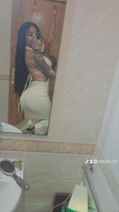 697586892: Chica busca chico en Badajoz