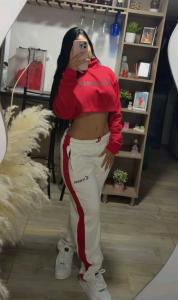 672992390: Chica busca chico en Murcia