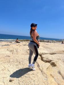 681883793: Chica busca chico en Barcelona