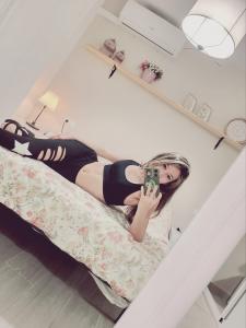 614420088: Chica busca chico en Málaga