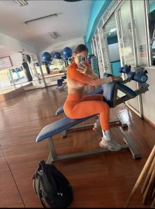 611280539: Chica busca chico en Madrid