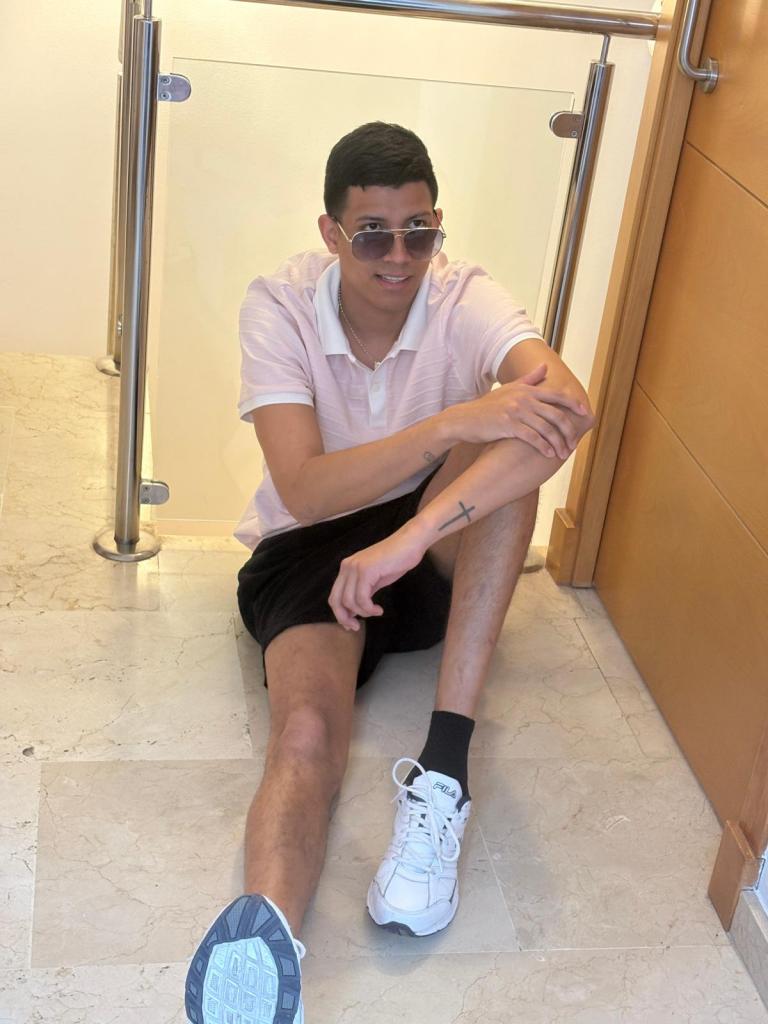 Chico busca chica en Málaga: 