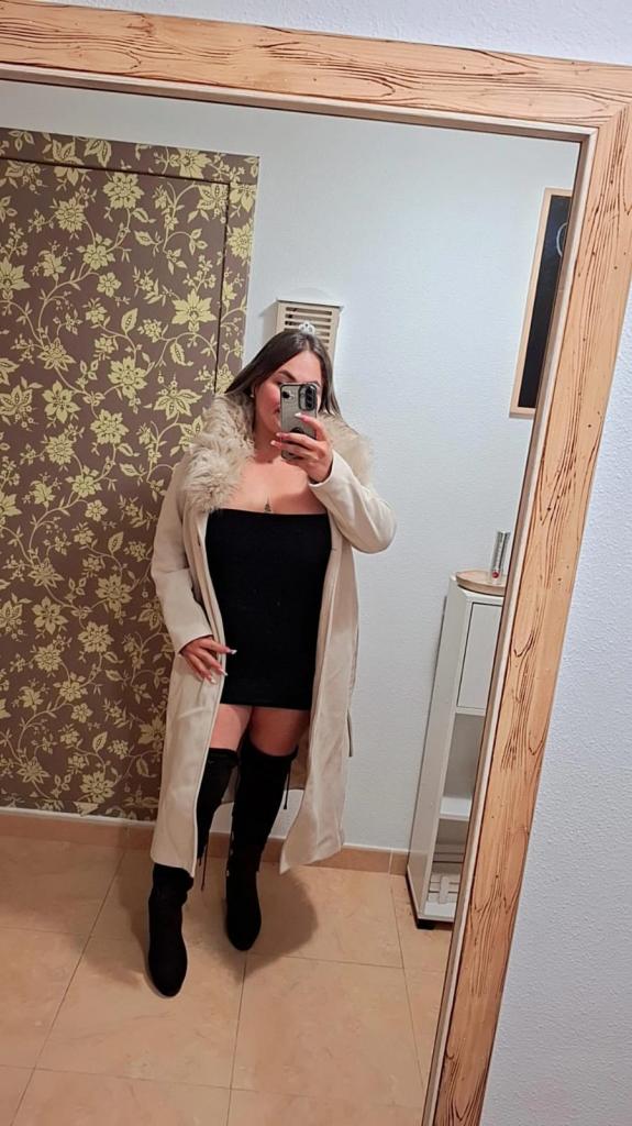 Chica busca chico en Sevilla: 