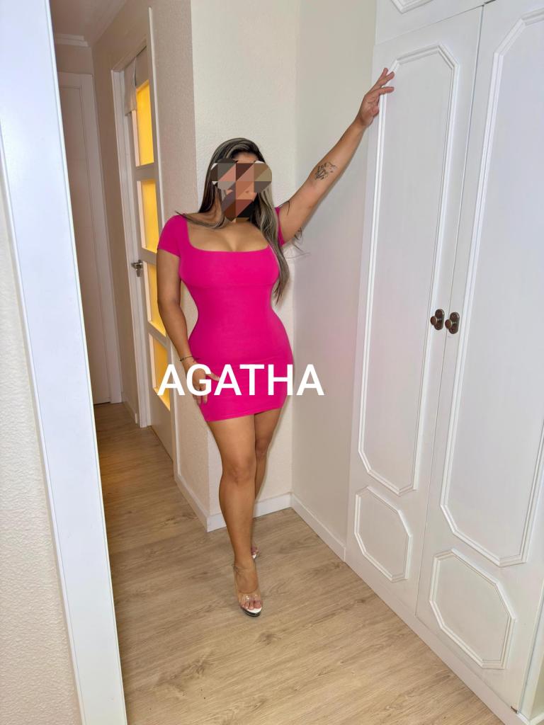 Chica busca chico en Almería: 