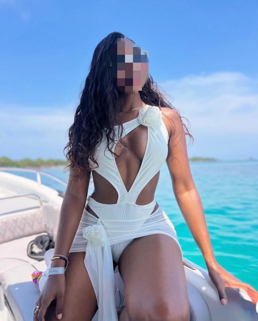 Chica busca chico en Málaga: Chica busca chico