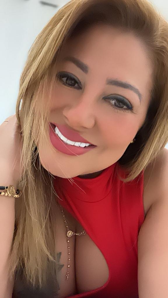 Chica busca chico en Valencia: Chica busca chico