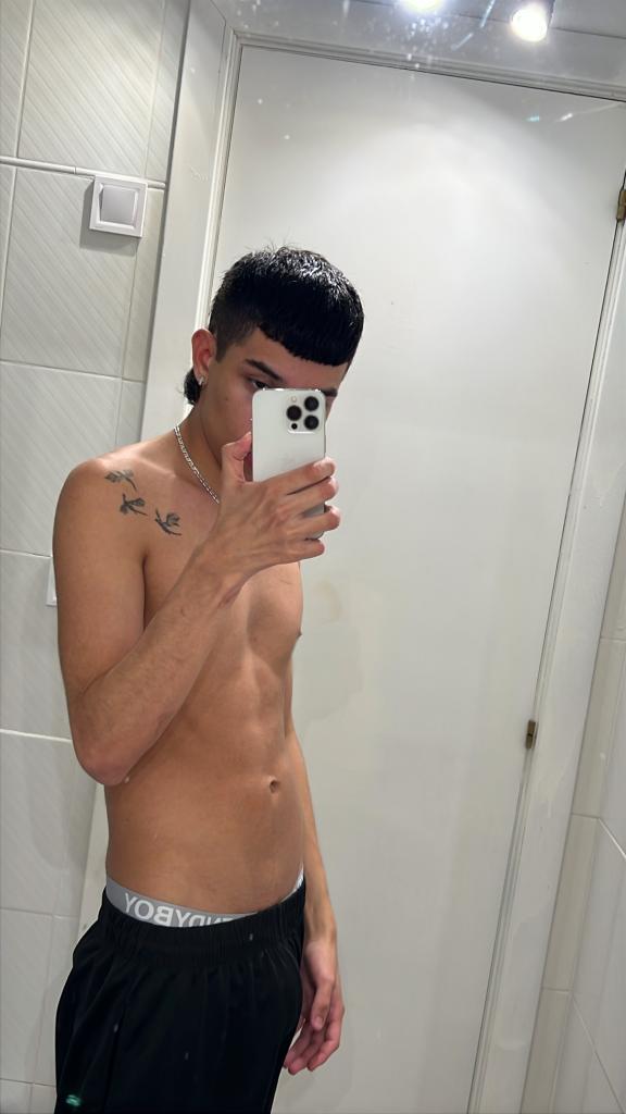 Chico busca chica en Alicante: 