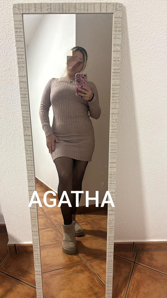 Chica busca chico en Almería: 