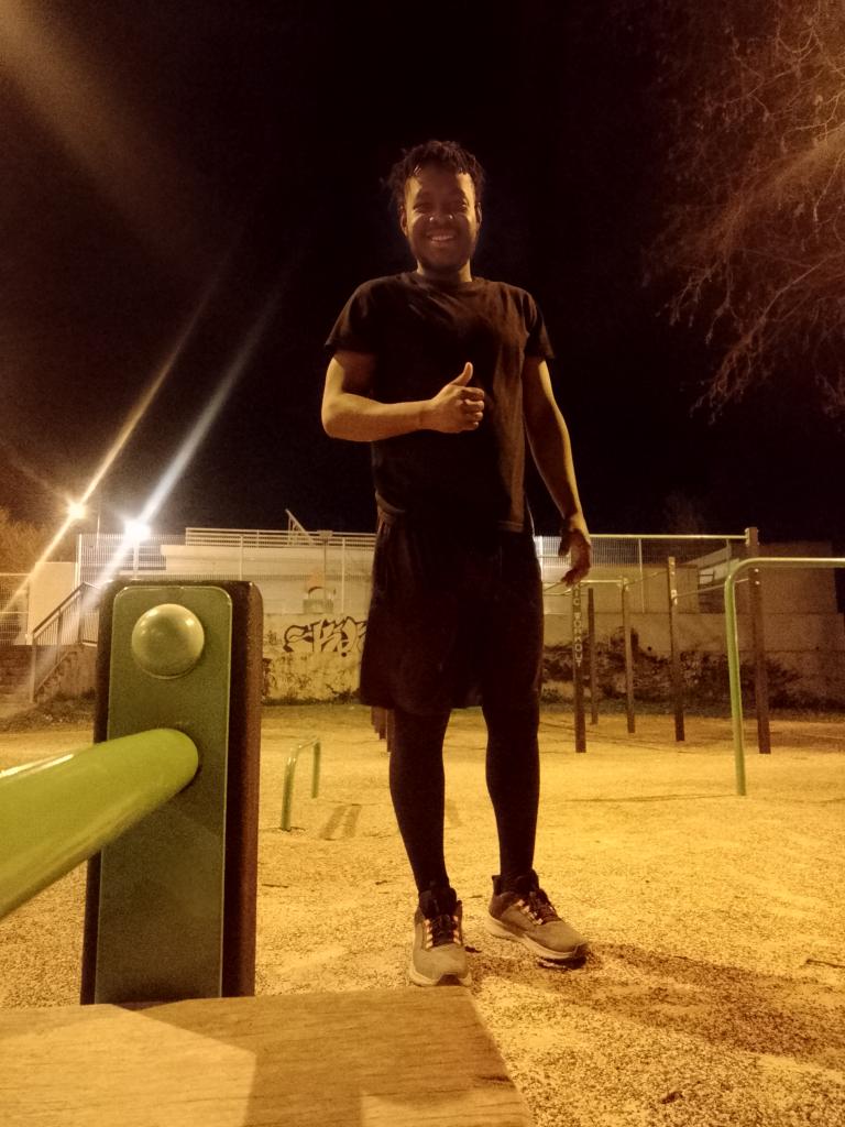 Chico busca chica en Alicante: 