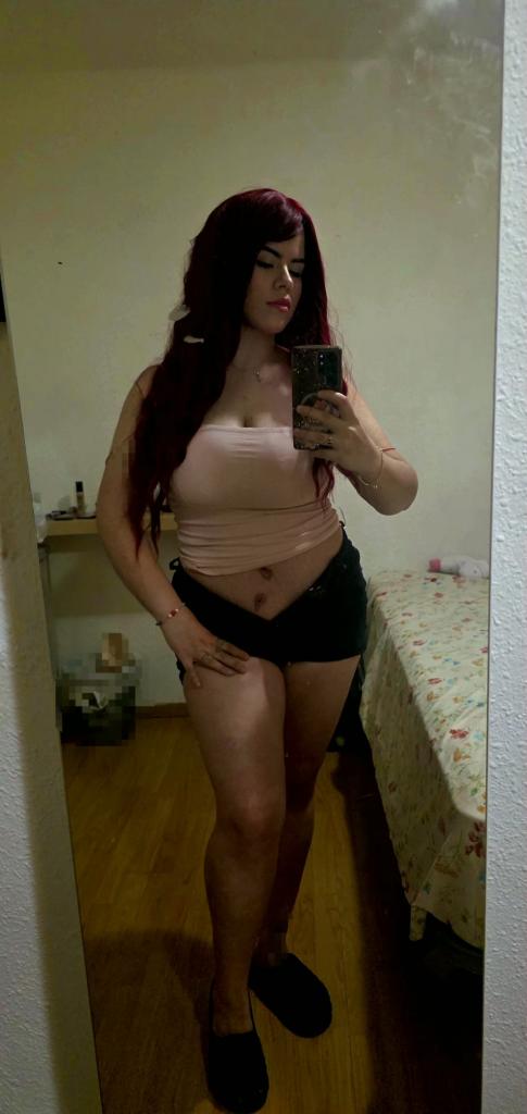 685477953: Chica busca chico en Barcelona