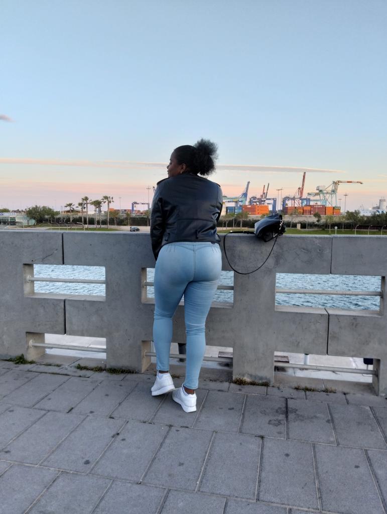 Chica busca chico en Valencia: 