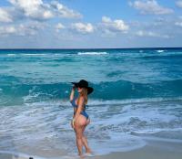 655385887: Chica busca chico en Madrid