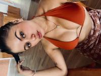 631375517: Chica busca chico en Cantabria