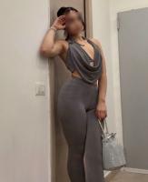 613945249: Chica busca chico en Cádiz