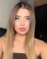 613830783: Chica busca chico en Gerona