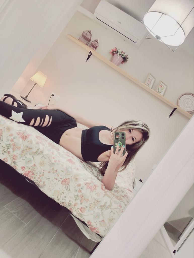 614420088: Chica busca chico en Málaga