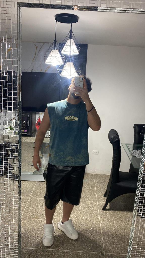 Chico busca chica en Las Palmas: 