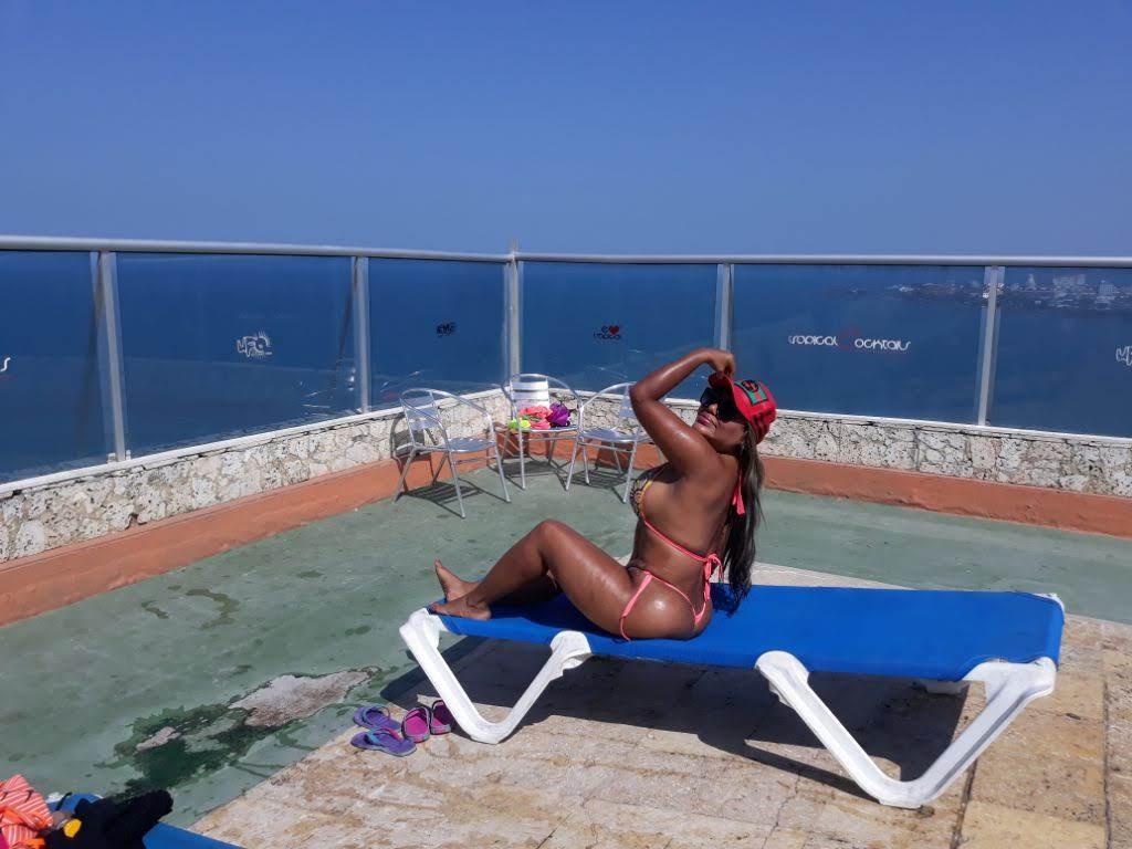 614702696: Chica busca chico en Sevilla