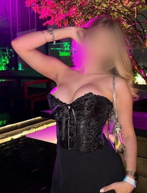 Chica busca chico en Sevilla: 