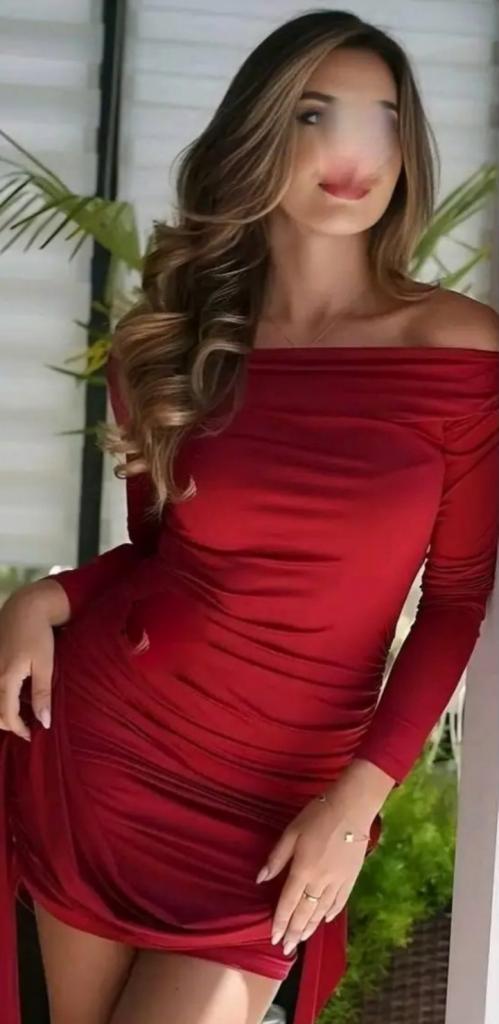 Chica busca chico en Alicante: 