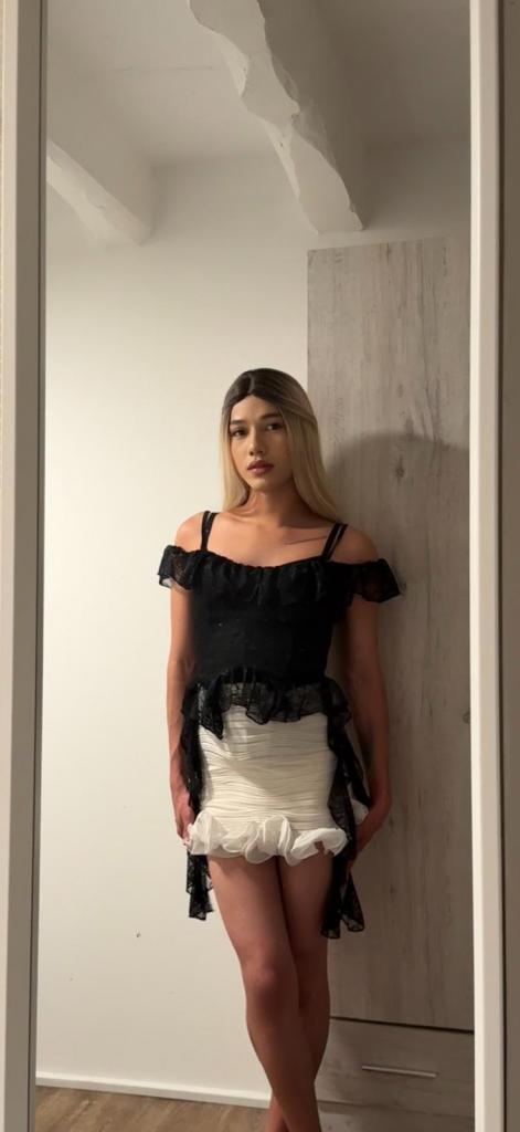 635665189: Travesti en Tarragona