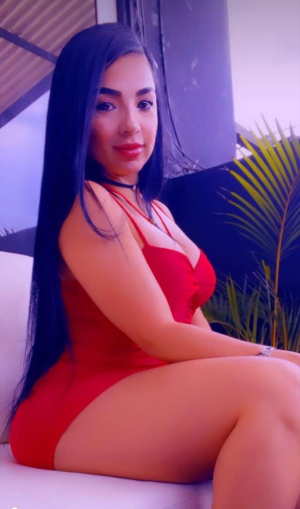 631380807: Chica busca chico en León