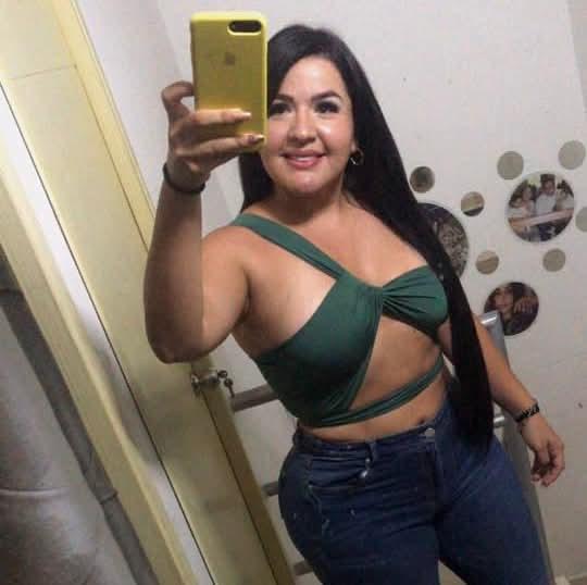 Chica busca chico en Cádiz: 