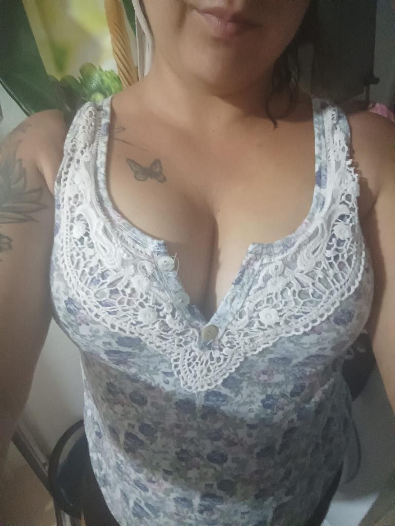 644386954: Chica busca chico en Cádiz