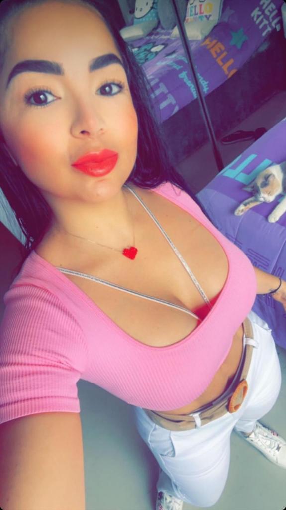 631380807: Chica busca chico en León