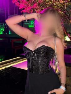 613921522: Chica busca chico en Sevilla