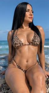 647163074: Chica busca chico en Málaga