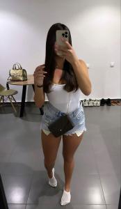643773844: Chica busca chico en Huelva