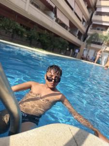 661780096: Chico busca chica en Málaga