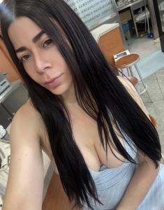 610792900: Chica busca chico en Zaragoza