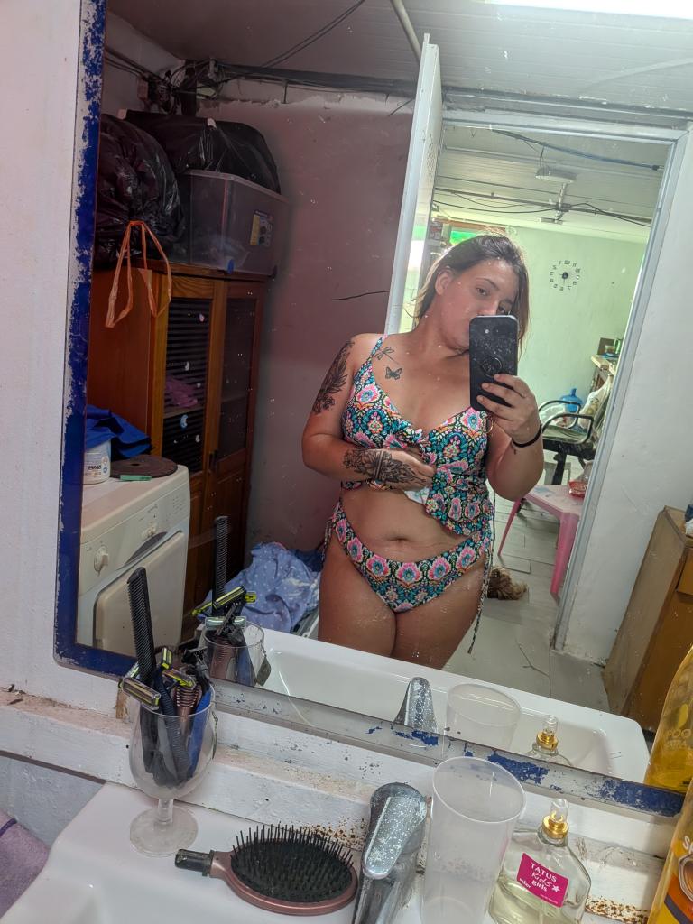 Chica busca chico en Cádiz: 