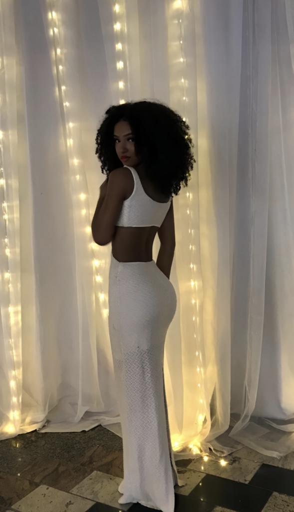 611339238: Chica busca chico en Cádiz