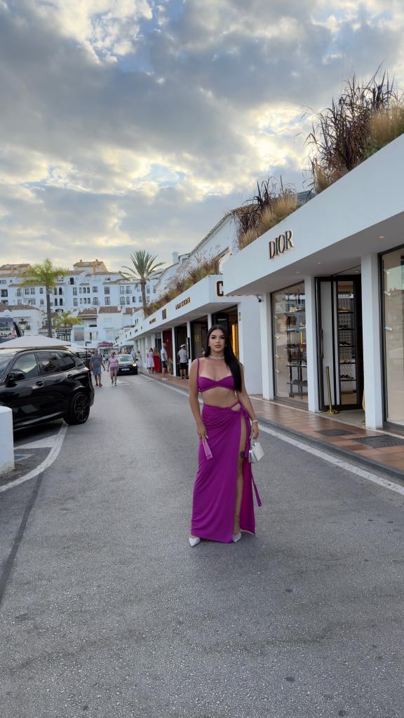 Chica busca chico en Tenerife: 